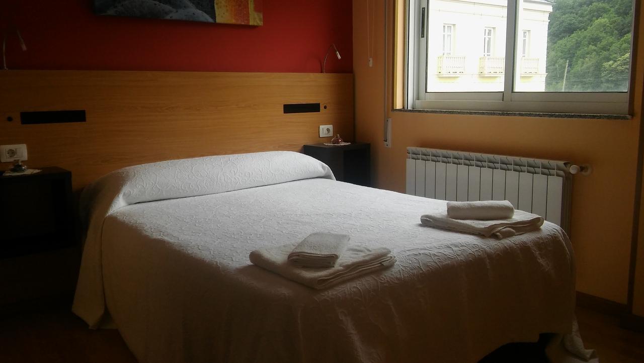 Hostal-Meson Vilasante Tríacastela Eksteriør billede